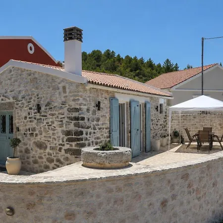 Lithos Luxury Porta