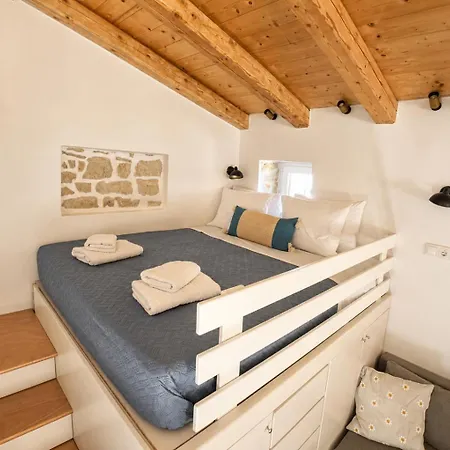 Lithos Luxury בית נופש Porta