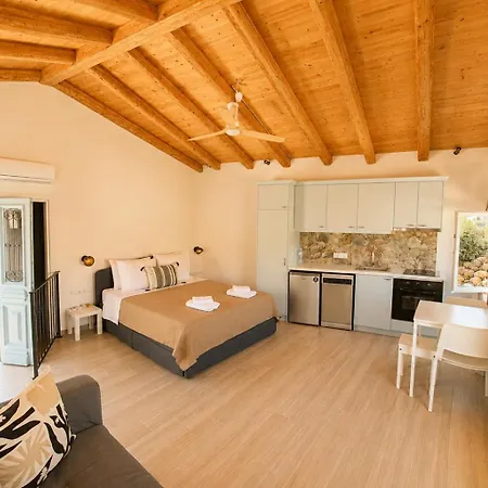 Lithos Luxury