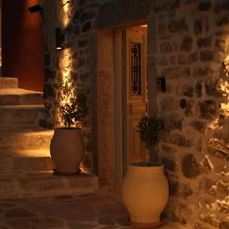 Lithos Luxury Porta