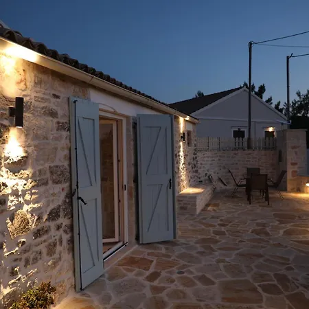Lithos Luxury